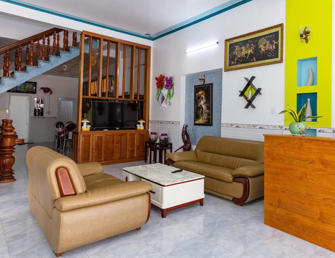 Nha Nghi & Homestay Pham Gia Van Ninh Exteriör bild